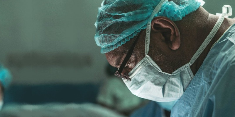 хирургия в гатчине